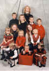FAMILY 2002.jpg (93270 bytes)